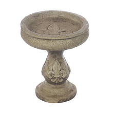 Load image into Gallery viewer, Fleur Birdbath