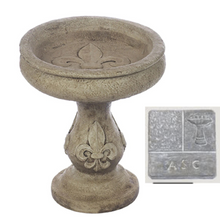 Load image into Gallery viewer, Fleur Birdbath