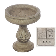 Load image into Gallery viewer, Fleur Birdbath