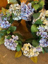 Load image into Gallery viewer, Hydrangea Wreath
