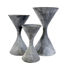 Load image into Gallery viewer, Spindle Planters
