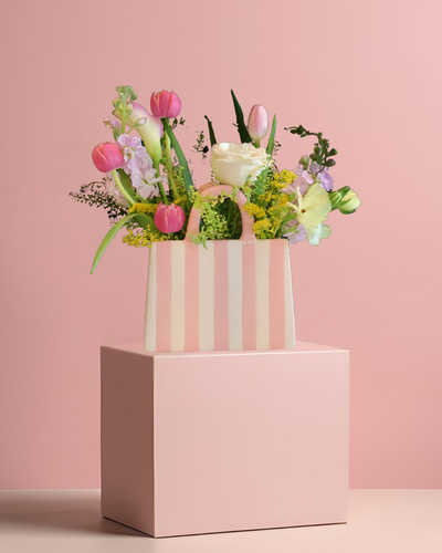 Bright and cheerful spring flower arrangement for delivery