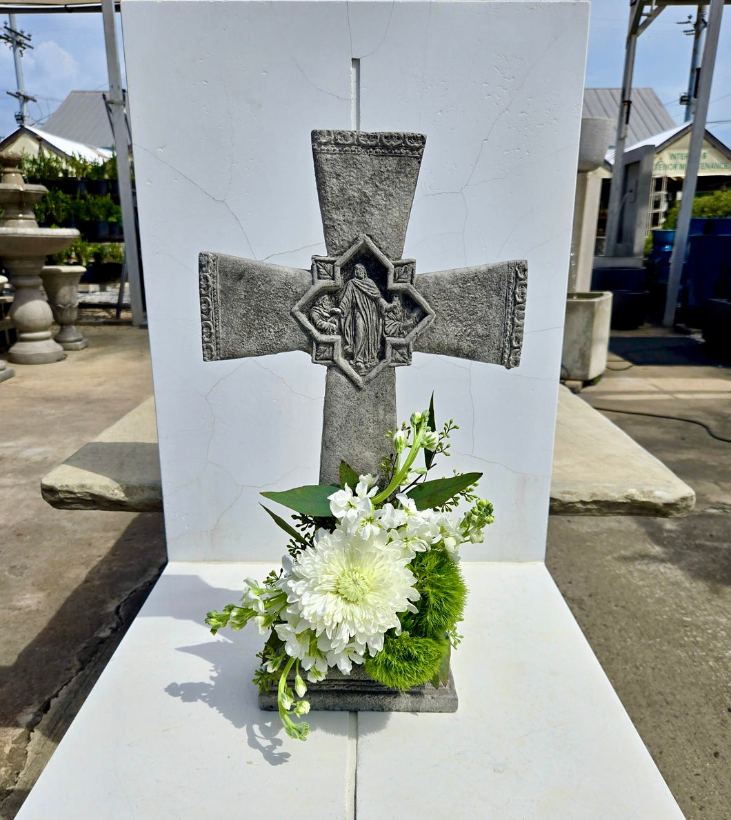 Medium Cross of Jesus Arrangement