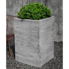 Load image into Gallery viewer, Planter, Chenes Brut Box
